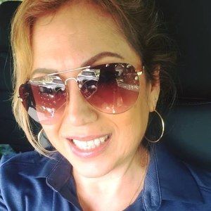 Meet your Posher, Yolanda